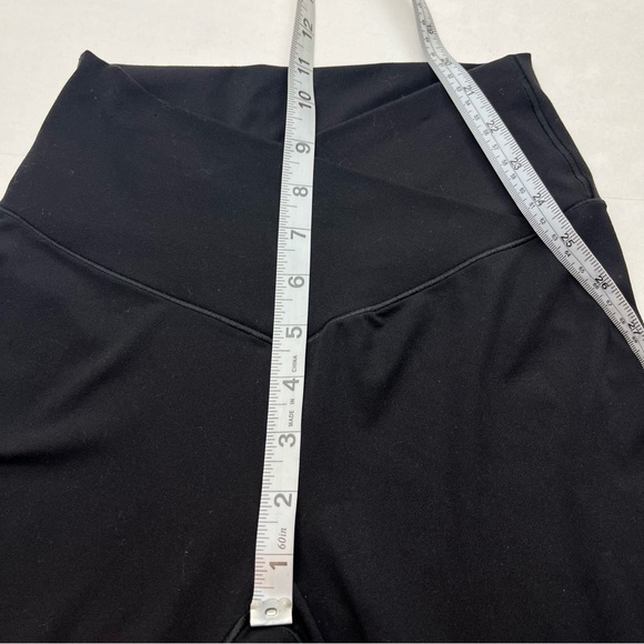 Offline by Aerie Real Me Flare‎ Crossover Leggings Womens Size Medium Black - Picture 11 of 14
